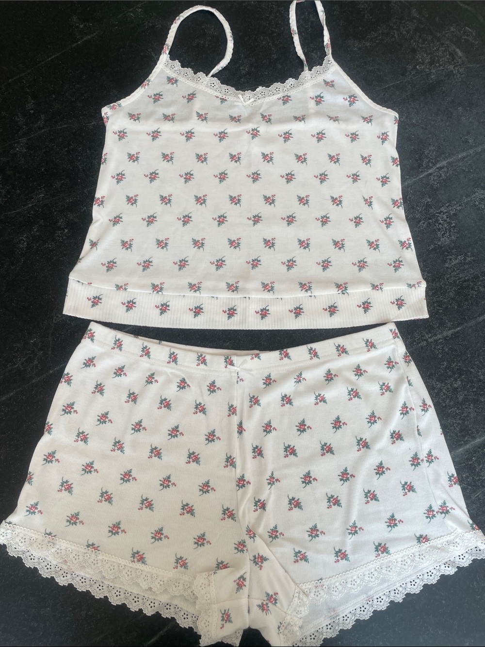 NWOT Soft Lace-Trim Cami & Short Pajama Set - White with Pink Floral 🌸